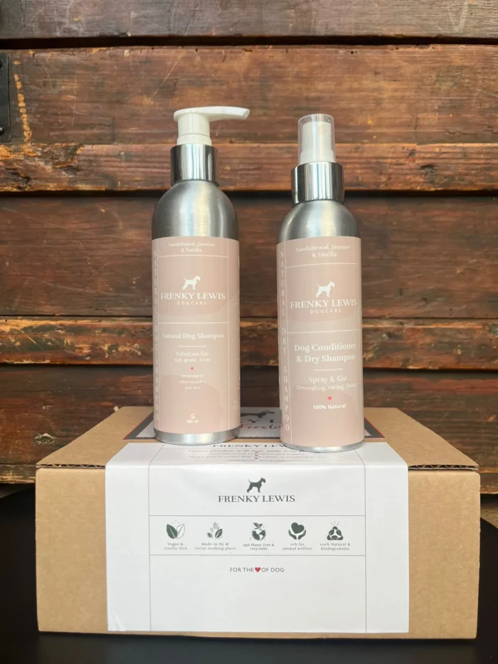 Shampoo & Conditioner spray Sandalwood, Jasmine, Vanilla  t.w.v. € 31,90